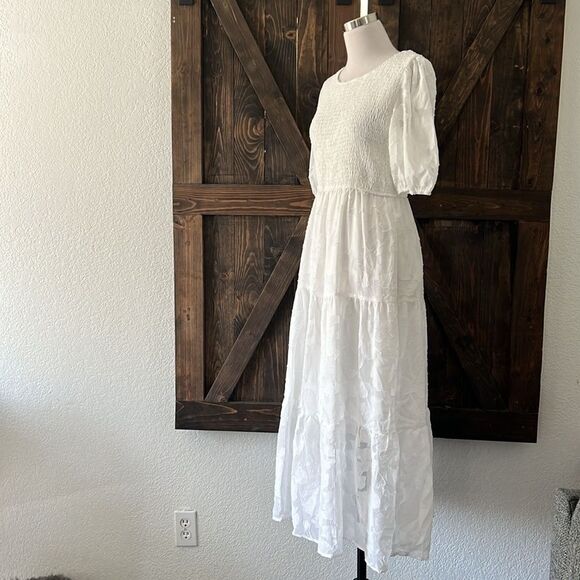 ZESICA FLORAL LACE FLOWY SHORT SLEEVE SMOCKED MIDI DRESS - Picture 8 of 16